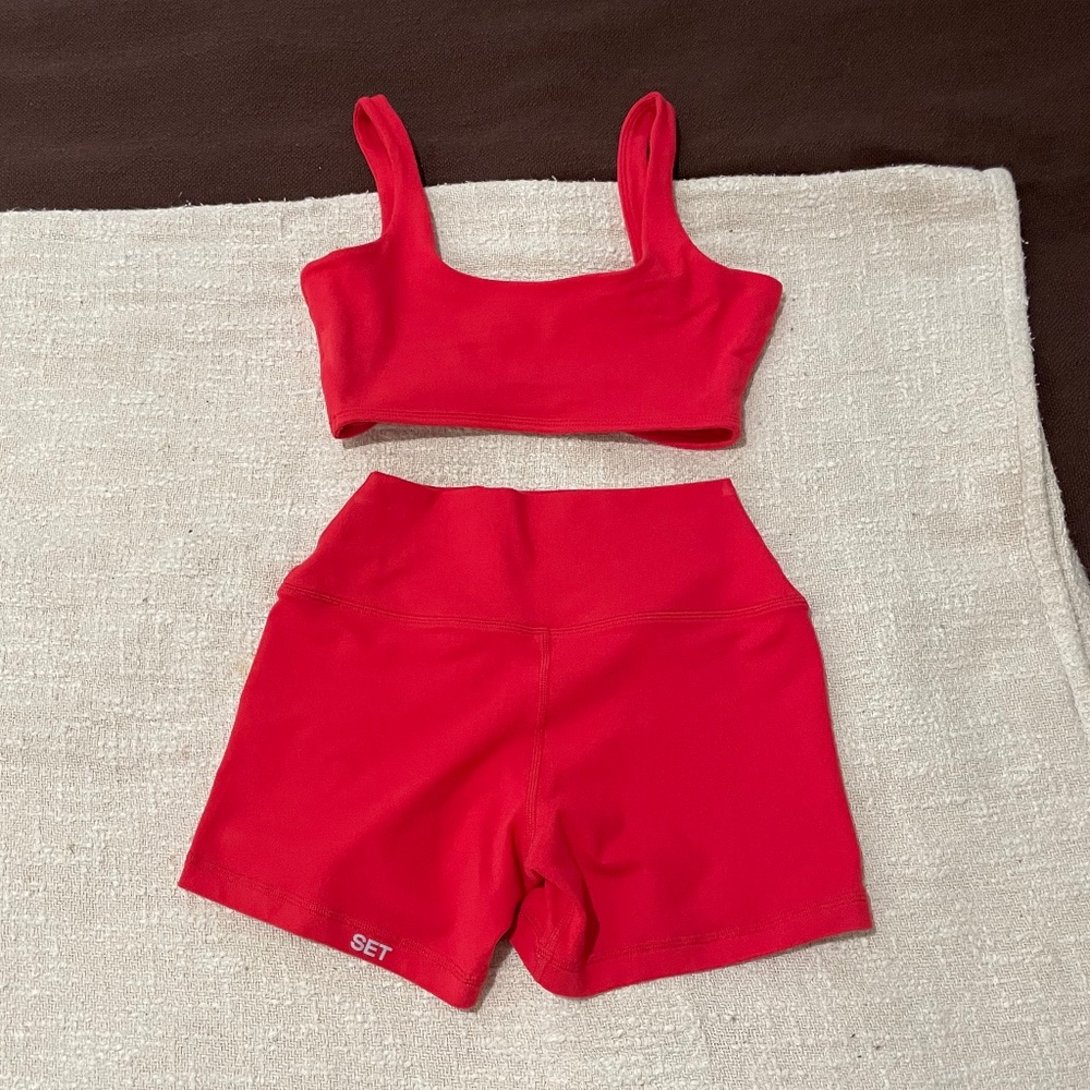 Set Active Set - Picture 2 of 3